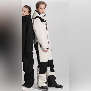 ❄️❄️❄️ Skikids essential artifact⚡ Gsou snowkids one-piece ski suit 🔥 8-9 years
